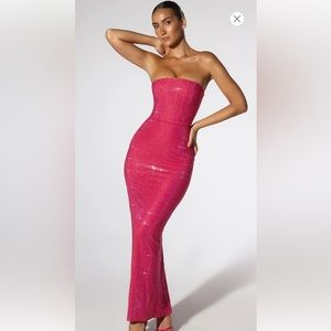 US Size 6 Pink Daleyza Oh Polly Embellished Floor Length Gown